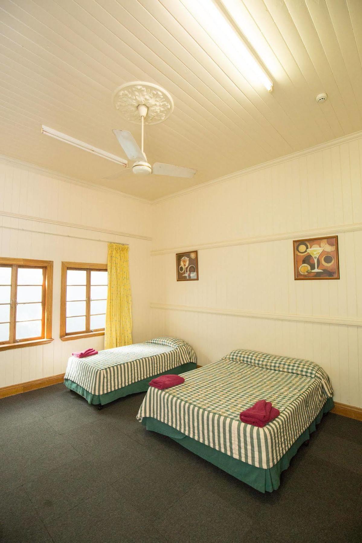 Brisbane Manor Motel Exterior photo