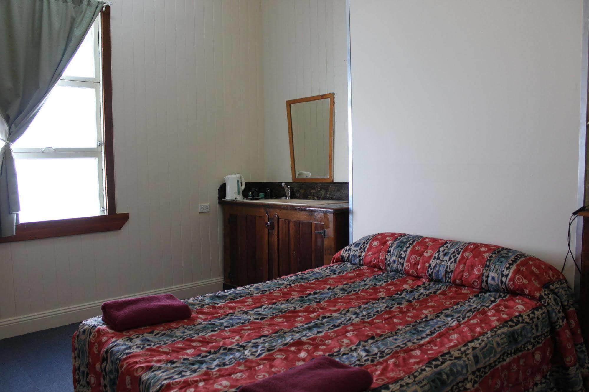 Brisbane Manor Motel Exterior photo