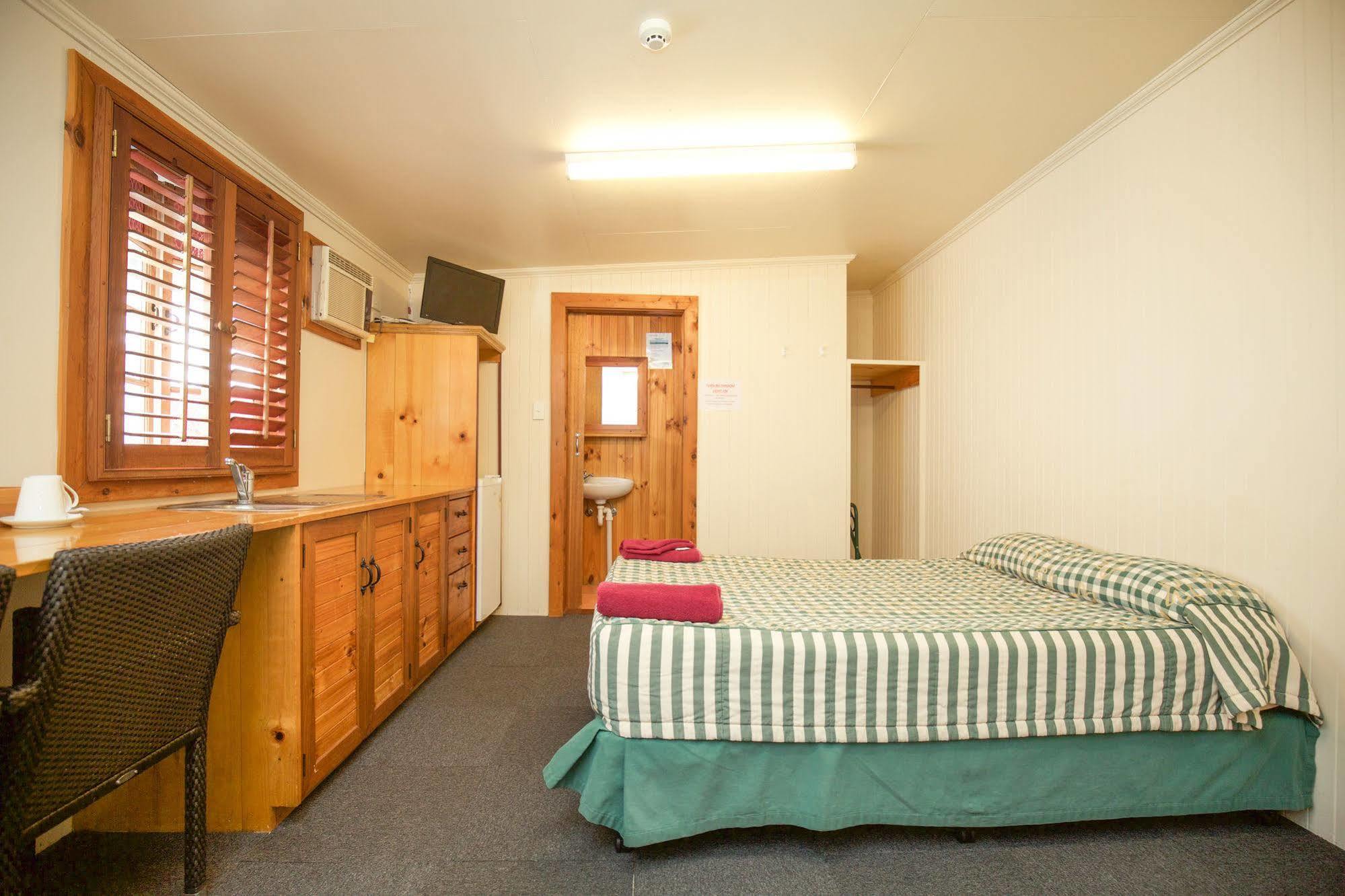 Brisbane Manor Motel Exterior photo