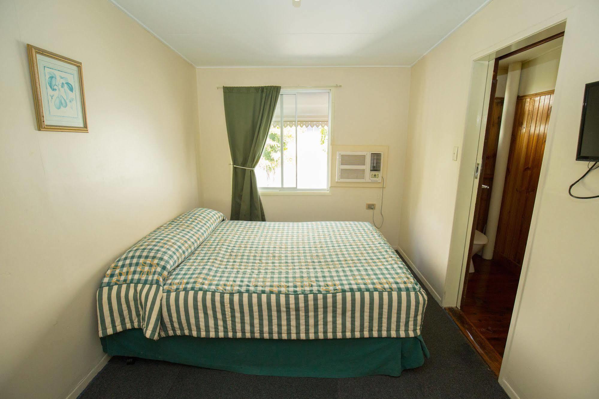 Brisbane Manor Motel Exterior photo